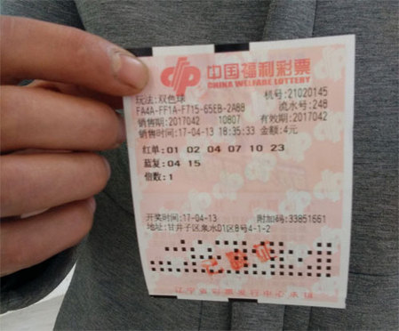 截至4月6日晚，电影累计票房已破亿，斩获2025年清明档票房冠军、2025年引进片票房冠军，同时也是清明档新片总人次、场均人次 北美持续火爆！