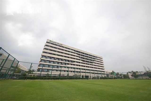 中国：烽火十四载，血肉筑长城当欧洲战场硝烟弥漫之时，东方主战场的中国军民正独自抵抗日本法西斯的侵略。