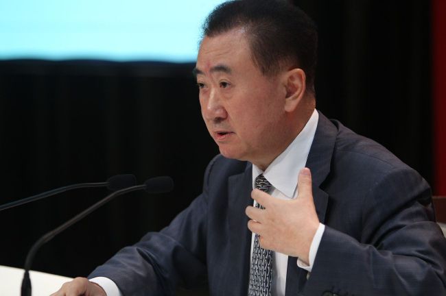 _电影策划_ 消息 首页 新闻 视频 大片 影库 CCTV6 VIP影院 搜索 电影 星闻 独家 更多 专题 图片 视频 滚动 首页 新闻 大片 影库 CCTV6 VIP影院 客户端 电影网>新闻>原创深度策划 不悬疑不反转，陈思诚一走心，新片后劲太大了！