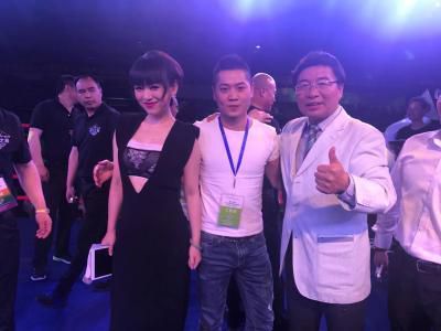 《少年的你》单日票房7002万，连续五天获得单日票房冠军，累计票房7.35亿。