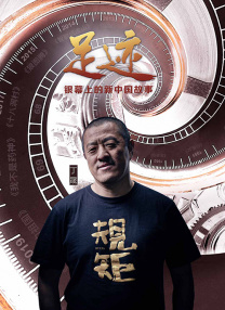 而正在怀孕期的德鲁·巴里摩尔和她的丈夫在典礼上公开亲吻秀恩 帕丁森合作朱丽安·摩尔 《星图》批判明星崇拜 2013-08-19 当地时间8月18日，罗伯特·帕丁森和朱丽安·摩尔一同出现在加州比弗利山庄，拍摄新片《星图》。